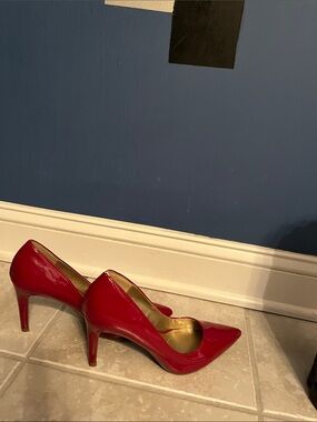 Bandolino Red Patent Pointed-Toe Pumps